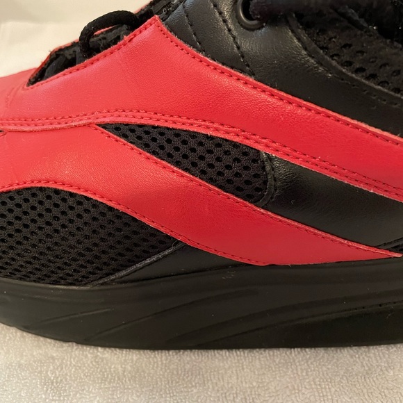 MBT RARE FLAME RED/BLACK PHYSIOLOGICAL ROCKER SHOES SIZE 8 1/2  WORN ONCE - Picture 6 of 9